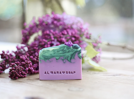 Translation missing: it.Sapone Artigianale Lilac Blossom
