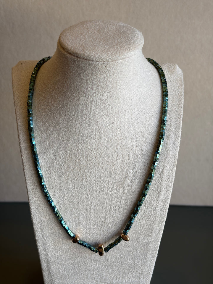 Translation missing: it.Collana ematite verde e oro | Wena jewels